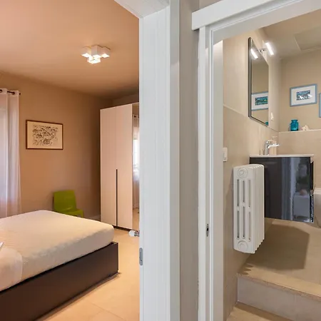 Sotto Il Castello Di Novi Apartament