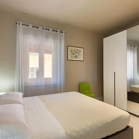 Sotto Il Castello Di Novi Apartament